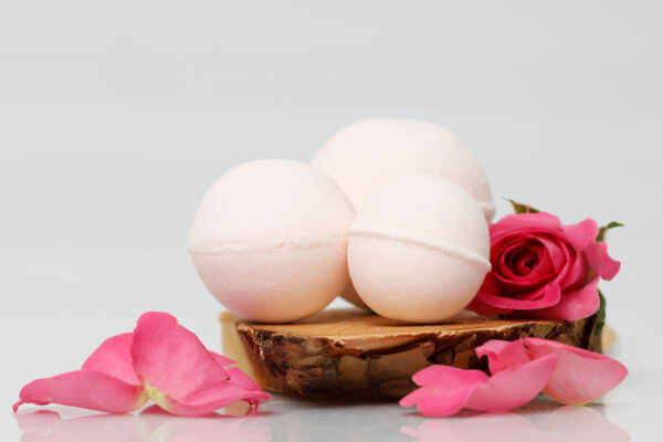 SugarBush Bathbombs image Ylang Ylang and Rose set of 3