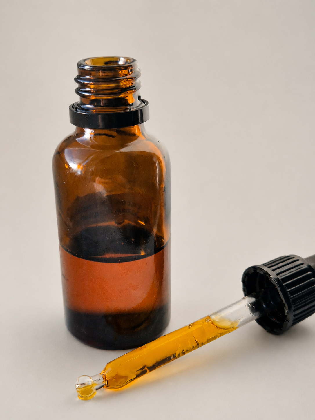 Sugarbush facial oil ingredients, jojoba and rosehip, does switching to natural skincare cause breakouts